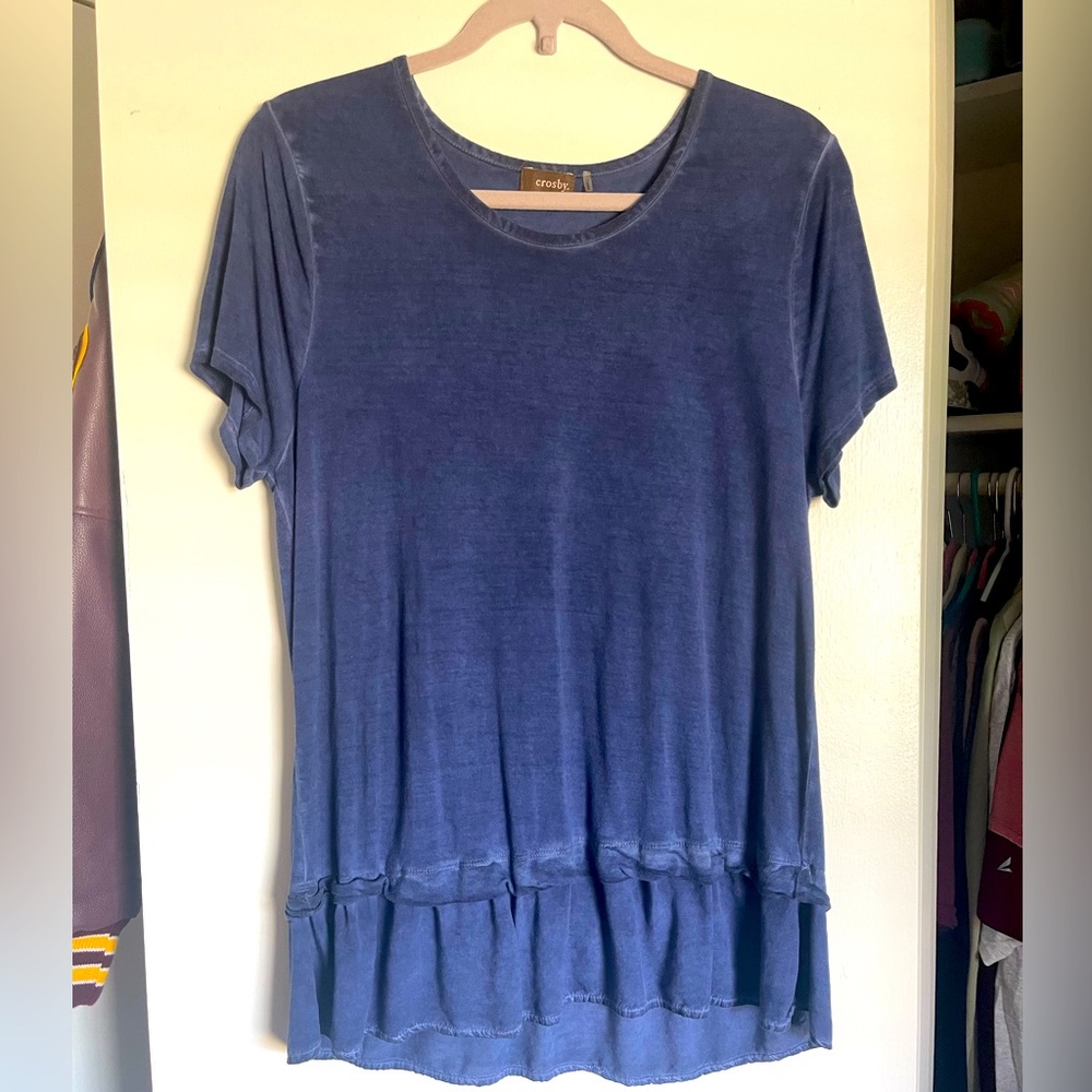 It’s supposed to be big on you, just tuck it in the front and you’ll look perf!